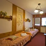 Kurant Bed & Breakfast 3*
