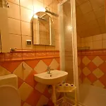 Kurant Bed & Breakfast 3*