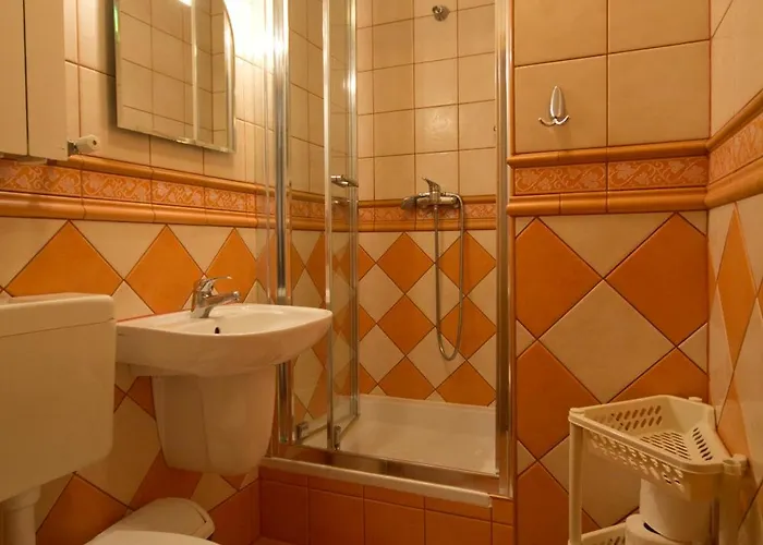 לינה וארוחת בוקר Kurant