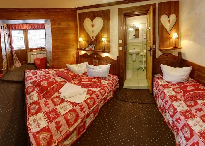 לינה וארוחת בוקר Kurant 3*