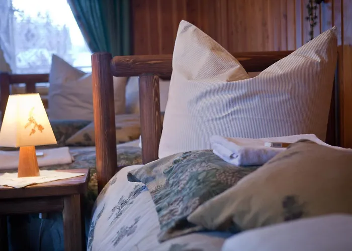 לינה וארוחת בוקר Kurant 3*