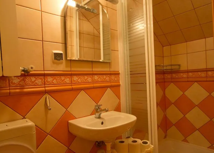 Kurant לינה וארוחת בוקר 3*