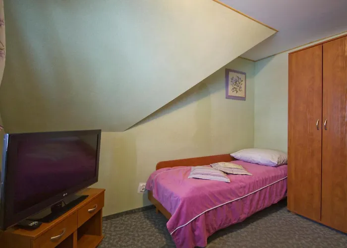 לינה וארוחת בוקר Kurant